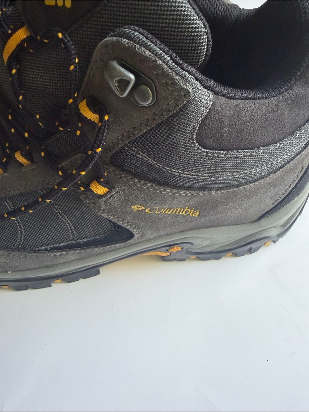 Low miles- Columbia Men's Granite Ridge Waterproof Wide Boot, Breathable - Picture 5 of 7